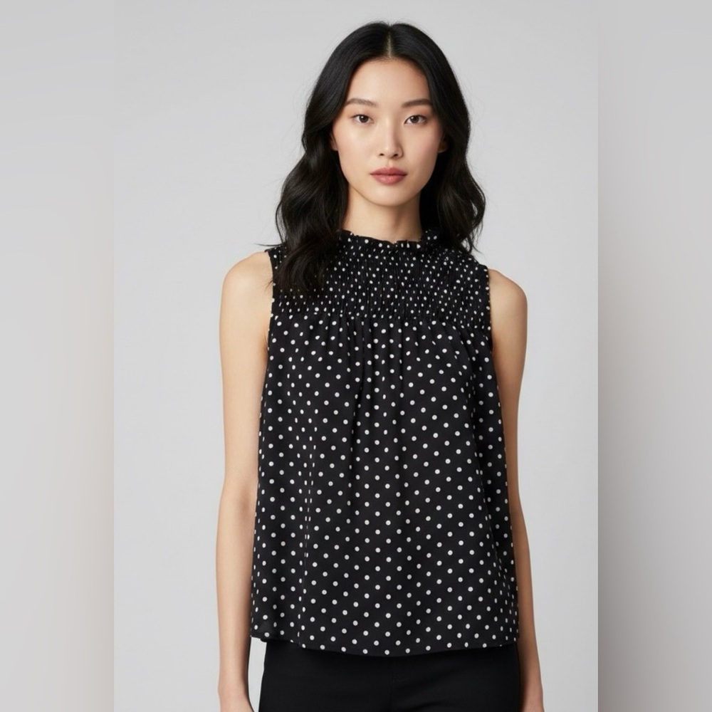 Ellison polka dot mock top Sz L NWT